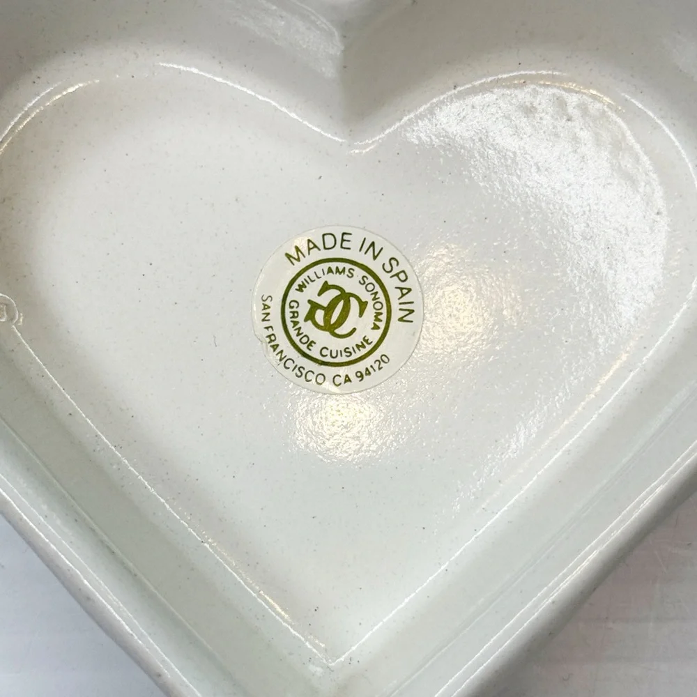 William Sonoma Heart-Shaped White Ceramic Ramekin Set